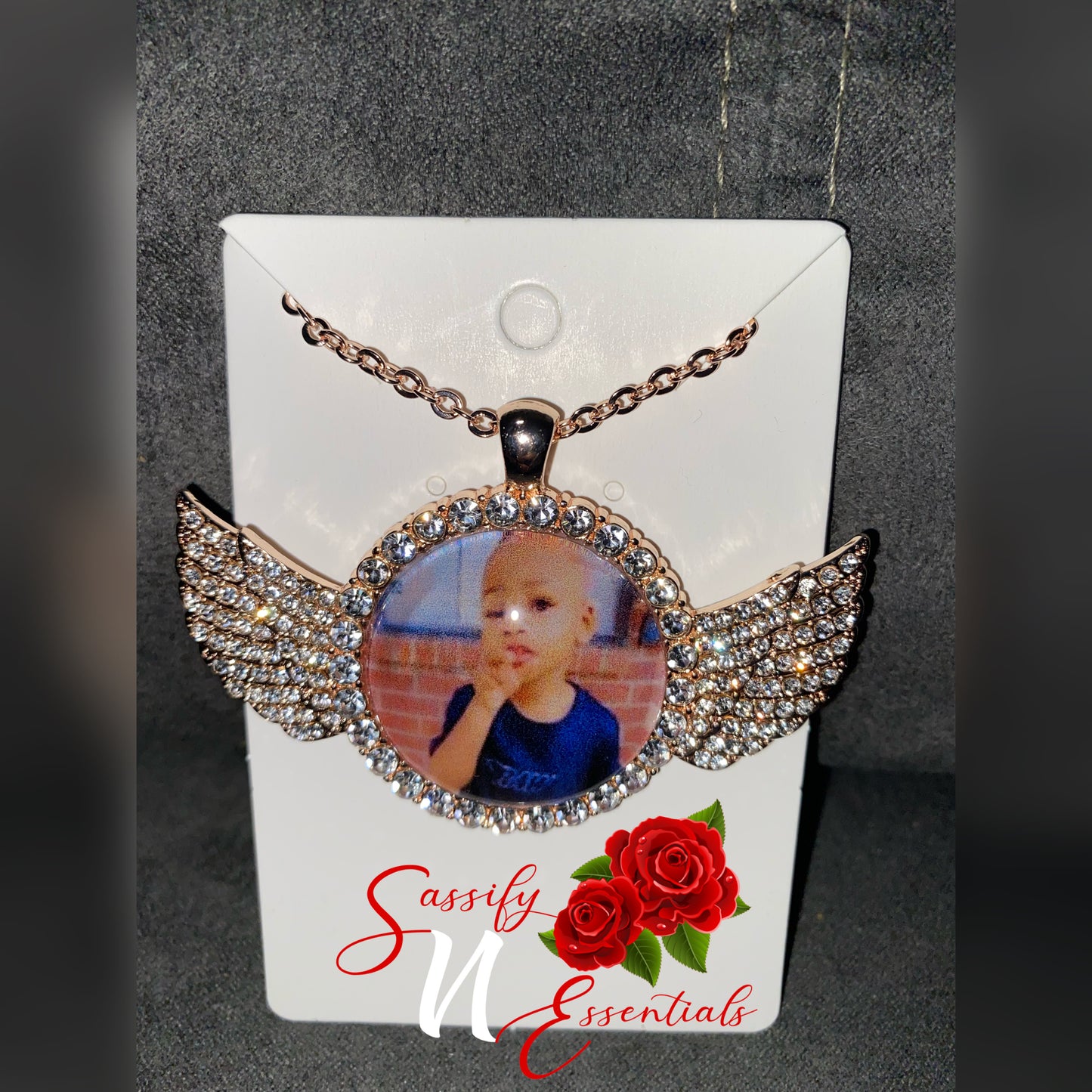 Wing Pendent Necklace (Medium)