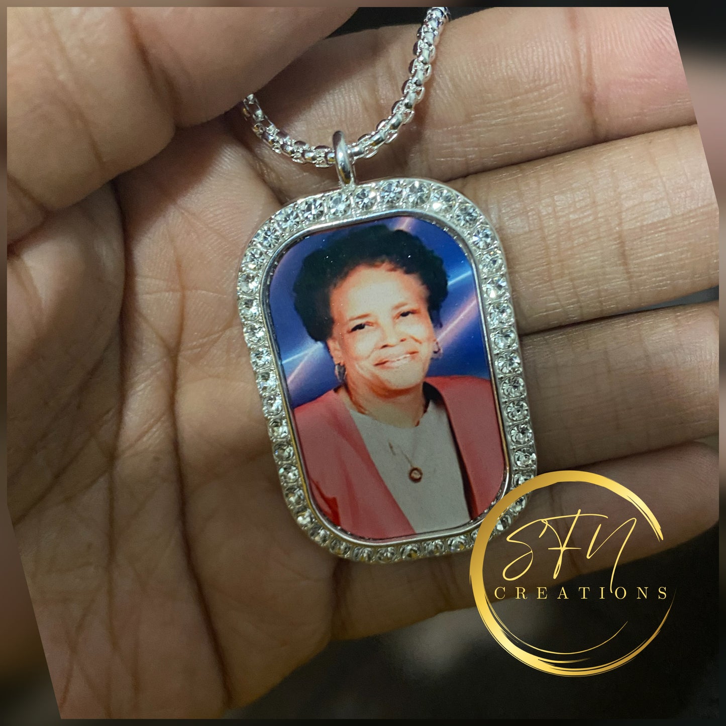 Picture Pendent Necklace
